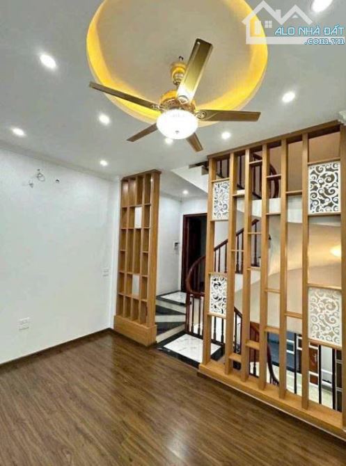 BÁN NHÀ TÂY MỖ_ĐẠI MỖ_LÔ GÓC, 37M2X4T, SÁT BÃI Ô TÔ, NHIỀU NGỦ, GIÁP VINCOM MEGA_NHỈNH 7 - 1