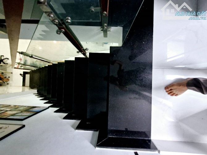 NHÀ PHỐ HIỆN ĐẠI LÊ VĂN LƯƠNG Q7. 2 LẦU NGANG 4 DÀI 10 ĐỦ CÔNG NĂNG NHỈNH 4 TỶ - 1
