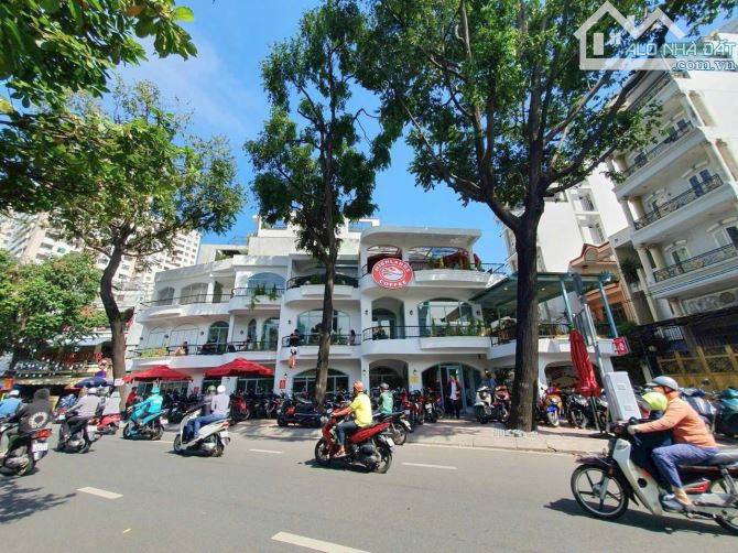 BÁN NHÀ GÓC 2 MẶT TIỀN ĐƯỜNG KHUÔNG VIỆT - ĐỐI DIỆN CV ĐẦM SEN, Q.11 - 1