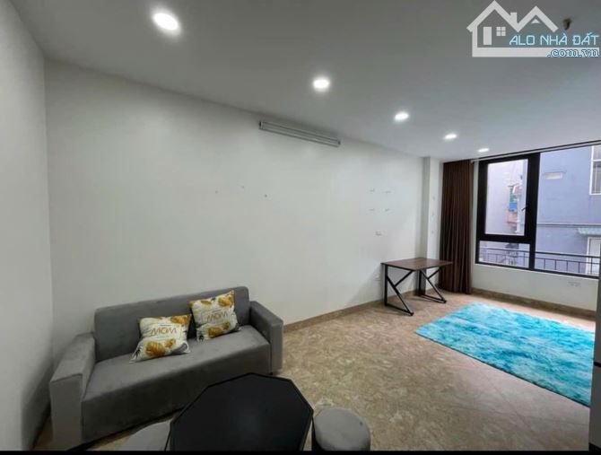 Cho Thuê CCMN 63 Trần Quốc Vượng Cầu Giấy 50m2 Studio Ban Công Cửa Sổ Thang Máy Gần Chợ - 1