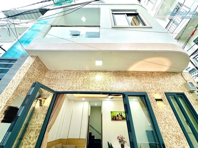 Villa Mini Góc 2 MT Hẻm - Đường CMT8 Tân Bình - Chỉ Hơn 5T - 1