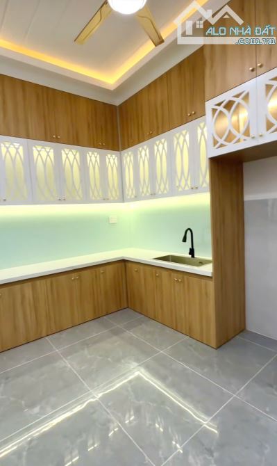 Bánh Nhà Phố Mặt Tiền Hẻm Lớn 499 Triệu Sổ Riêng Thổ Cư - 1