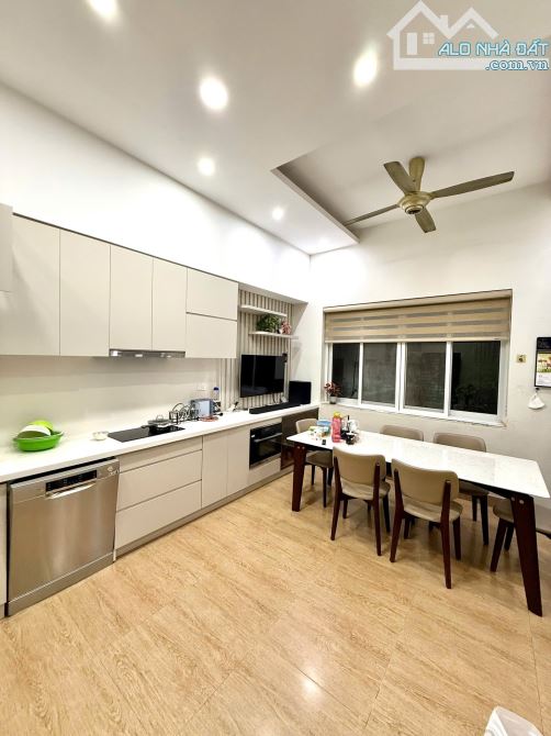 CẦN BÁN GẤP NHÀ TRUNG TÂM QUẬN ĐỐNG ĐA 45M 6 TẦNG CHỈ 9,3X U – THANG MÁY – Ô TÔ ĐỖ - 1