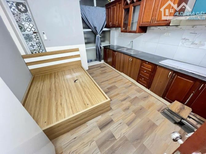 ÔNG ANH NHỜ B.Á.N NHÀ VŨ TÔNG PHAN, 39m2 x 5T, ÔTÔ QUA NHÀ, GẦN PHỐ, NGÕ THÔNG, KINH DOANH - 1
