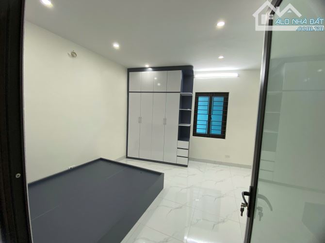 Bán căn nhà 5 tầng mới đẹp tại Quang Tiến- Đại Mỗ chỉ 5.3 tỷ - 1