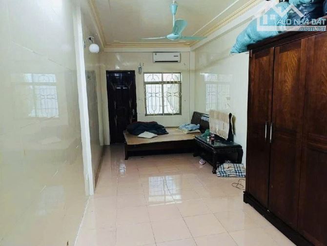 5.x TỶ Bán nhà Trương Định - Nhà dân xây chất - ngõ nông thông - ô tô gần - 5 Tầng -31m. - 1