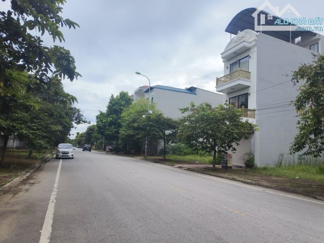 Chị gái gửi bán lô đất trục chính Tô Hiến Thành Kinh Bắc  Kinh Doanh buôn bán gì cũng đc - 1