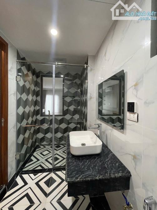 Siêu phẩm Phúc Đồng,gara ô tô.40M,6 tầng thang máy,ô tô tránh,ngõ thông,KD,hơn 10 tỷ - 1