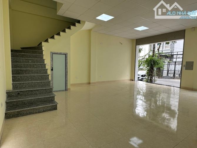 Bán LK Kiến Hưng 5T, cận góc VIP, đang cho thuê 20tr/ tháng - 1