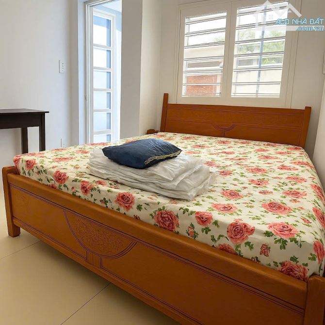 Bán nhà Quận 3 - Hẻm Ô tô Nguyễn Đình Chiểu - 4x14m - Cho thuê 5 Tầng 480 tr - Giá 9.8 tỷ - 1