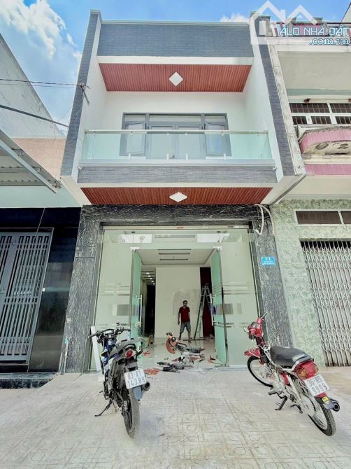 Bán nhà 1 trệt 1 lầu sổ riêng thổ cư p. Bủu Long - 1