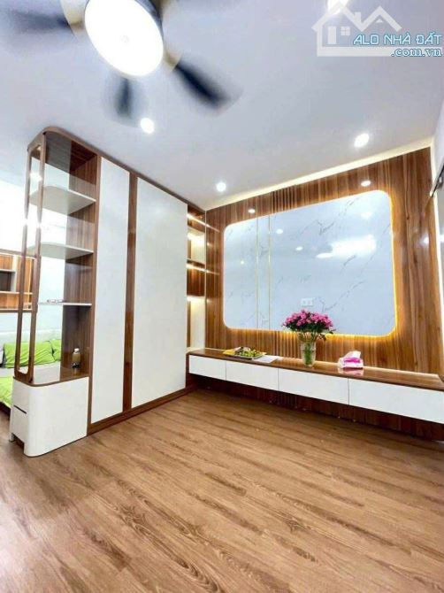 🌟TẬP THỂ TRẦN QUỐC HOÀN_CẦU GIẤY_TẦNG 3_2 THOÁNG_SỔ TO 90M2 3PN NHÀ ĐẸP CHỈ 4,3 TỶ🌟 - 1