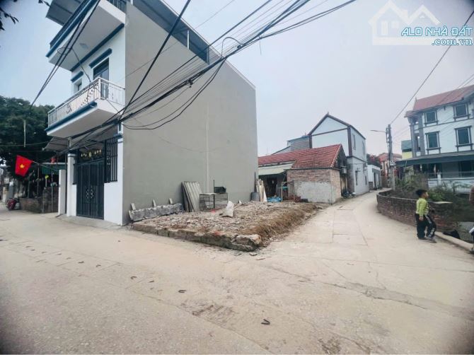 Chính chủ bán lô góc 57 m2 ô tô tránh mặt hồ thôn Vân Côn An Khánh Hà Nội - 1
