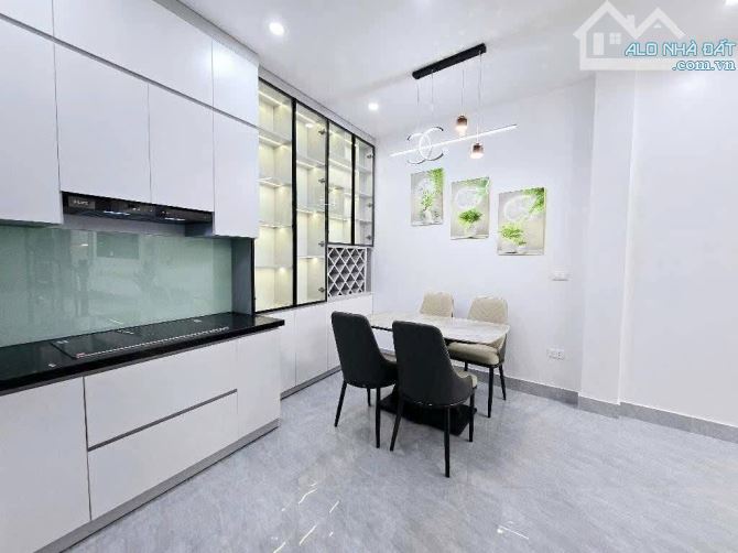 BÁN NHÀ TÂN TRIỀU 37/40M 4 TẦNG GIÁ 7.X TỶ NGÕ RỘNG THÔNG XE BA GÁC TRÁNH - 1