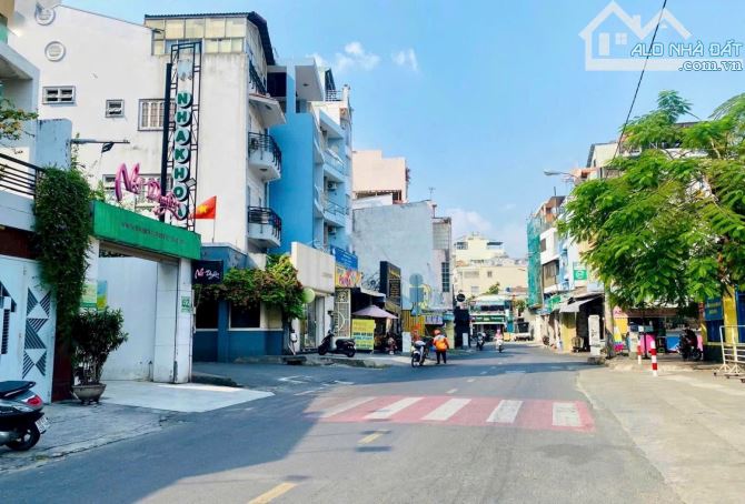 Bán Nhà 341m2 Ngang Lớn 14,1x25m Mặt Tiền Đặng Dung-Gần Hai Bà Trưng-Trần Quang Khải - 1