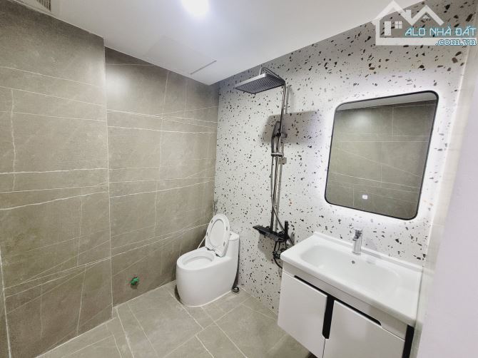 Nhà đẹp 5 tầng – Ô tô đỗ cửa – Kinh doanh cực đỉnh tại Cầu Giấy - 1