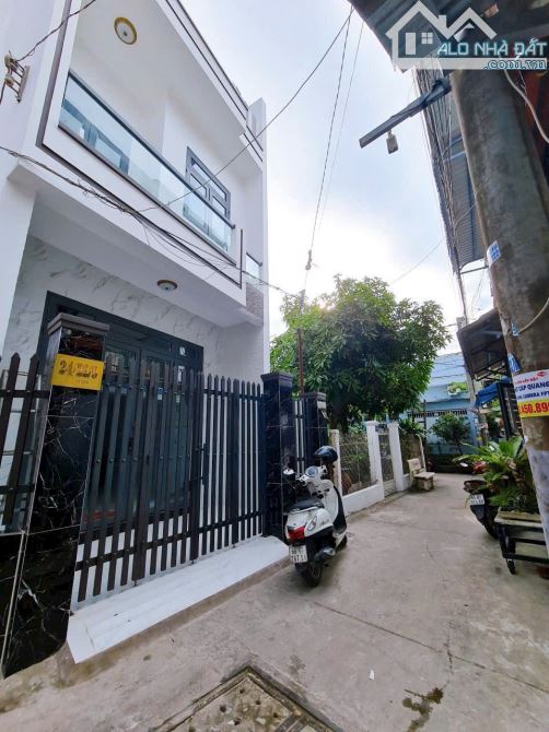 NHÀ ĐẸP - DT RẤT RỘNG - HOÀN CÔNG - 5 P. NGỦ - 1