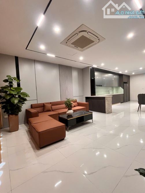 Bán nhà Nguyễn Lam, Phúc Đồng ngõ thông, gara 2 ô tô, thang máy 62m nhỉnh 13 tỷ - 1