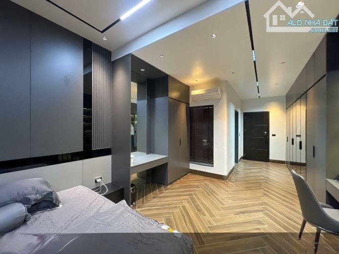 **Bán nhà MT Trần Văn Quang, phường 10, Tân Bình (5*17) CHDV 17PN - 1
