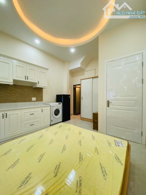 Bán nhà khai thác dòng tiền vị trí gần MT - 4 Tầng - DT 38m2 - 6 CHDV cho thuê 35 triệu - 1