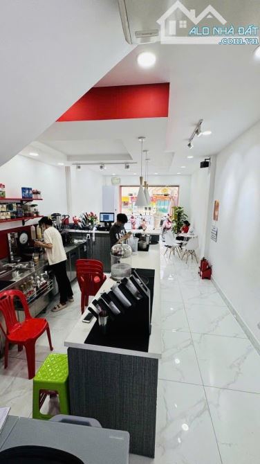 !!+ Quận 5 Nhà  Mặt Tiền Kinh Doanh Trần Hưng Đạo Đoạn Đẹp Sung Túc
5 Tầng 68m_27 Tỷ TL - 1