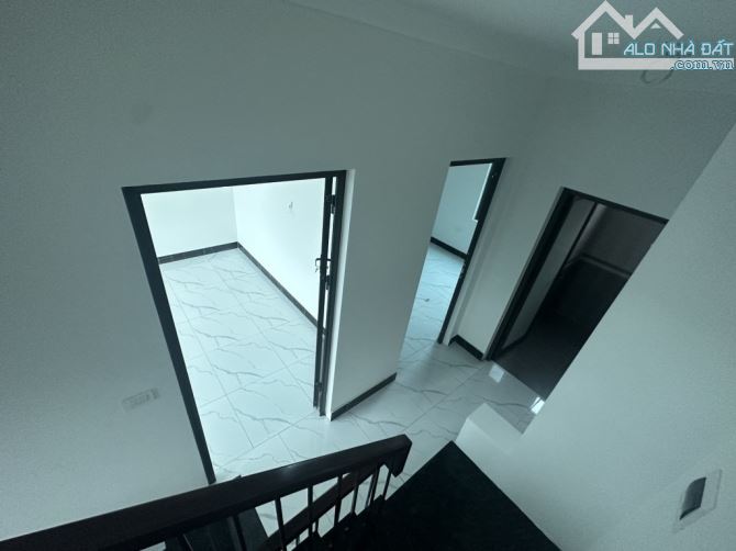 🏠 BÁN NHÀ 4 TẦNG SIÊU ĐẸP - MỚI TINH - Ô TÔ ĐỖ CỬA   CHỈ 200M RA QL23B! 🏠 - 1
