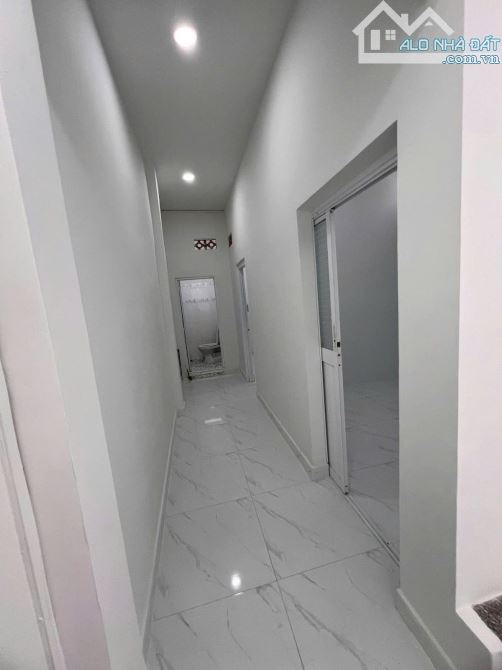 BÁN NHÀ NGUYỄN THỊ BÚP Q12 - 2 TẦNG 48M2 - HẺM 6M - 3.87 TỶ. - 1