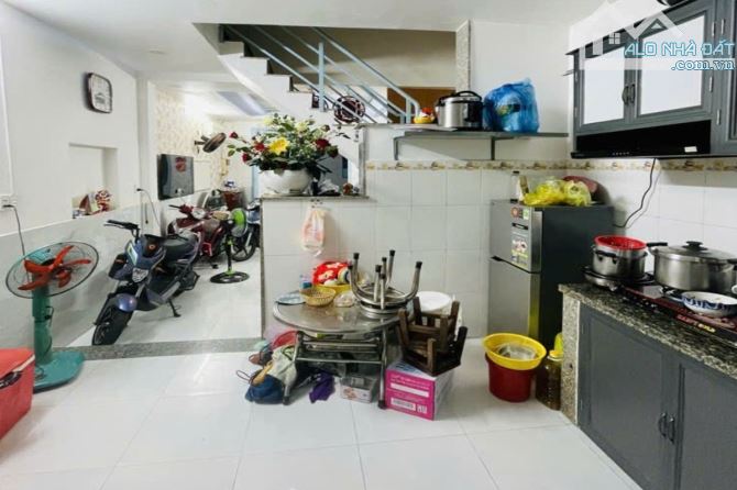 Bán nhà hẻm 3m, Khuông Việt, Tân Phú, 41 m² (4m x 10.5m), 2 tầng - Giá 5.3 tỷ TL - 1