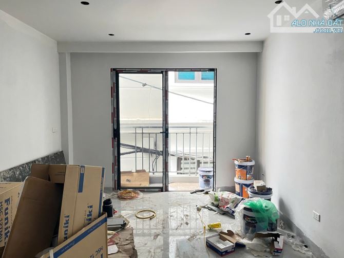 Bán tòa CHDV đườngTrần Quốc Vượng quận Cầu Giấy - Sổ 60m2 - 7 tầng - MT 7m - 12 phòng víp - 1