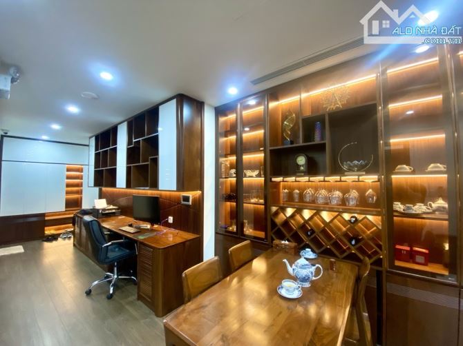 Bán Gấp Căn Hộ Sunshine Riverside DT 80m 2PN Full NT đẹp View Cầu Nhật Tân giá 7,5 tỷ SĐCC - 1