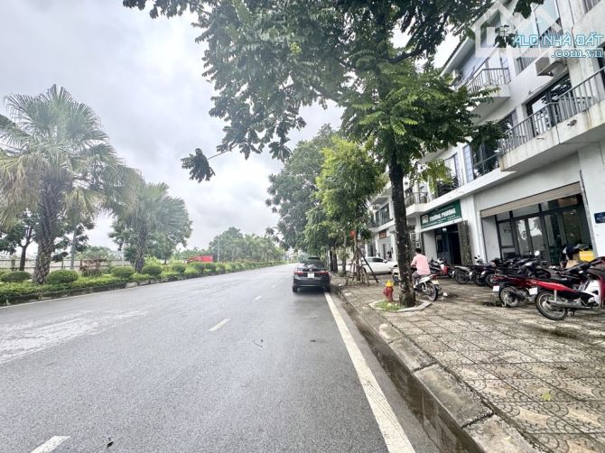 Bán Shophouse KĐT sinh thái Xuân Phương, 90m2, 4 tầng, kinh doanh..., giá 26 tỷ. - 1