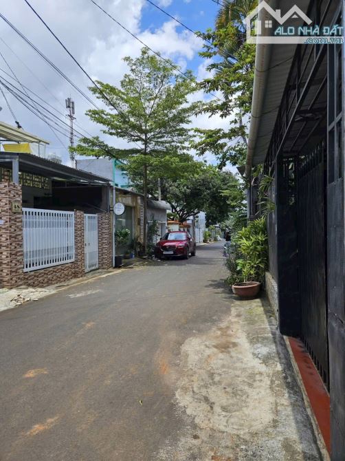 BÁN ĐẤT MẶT TIỀN XUÂN DIỆU. DT: 4,7x18M. GIÁ: 5 TỶ - 1