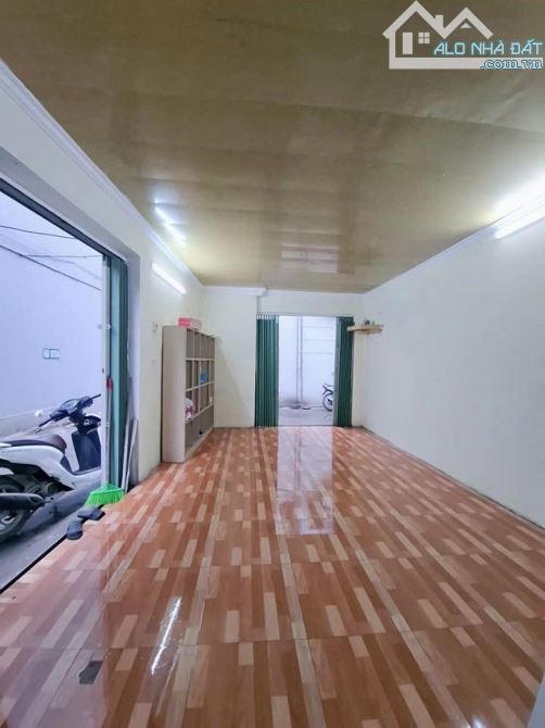 🚀🚀NHÀ VĨNH HƯNG-ĐÔNG THIÊN LÔ GÓC 32m* 3 TẦNG Ô TÔ ĐỖ CỬA GIÁ 2,75 TỶ - 1
