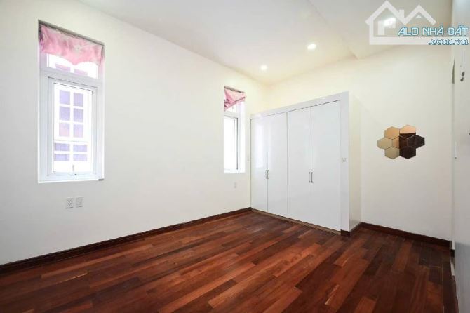 Nhà 9x14m xây 3 tầng, ngay chợ Bà Điểm, Hóc Môn, hơn 4 tỷ - 1