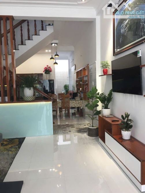 NHÀ 3 MÊ ĐƯỜNG AN DƯƠNG VƯƠNG, PHƯỜNG 9, TP. TUY HOÀ- 90M2 CÓ HOÀN CÔNG CHỈ VỚI 5 TỶ9 - 1