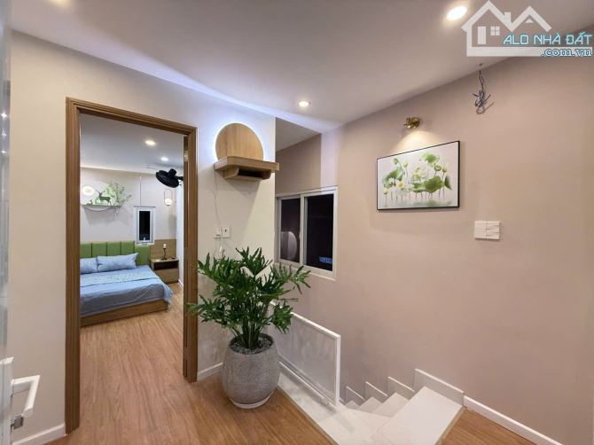 TỔ ẤM VỢ CHÒNG TRẺ, 2 TẦNG HOÀNG DIỆU TT TP , CHỈ HƠN 2 TỶ. - 1