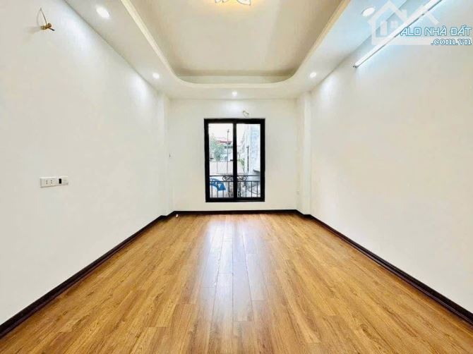 Ô TỖ ĐỔ CỬA, MỘT BƯỚC RA phố Vạn Phúc, Hà Đông, 45m 5 tầng nhỉnh 8 tỷ, CÓ THƯƠNG LƯỢNG. - 1