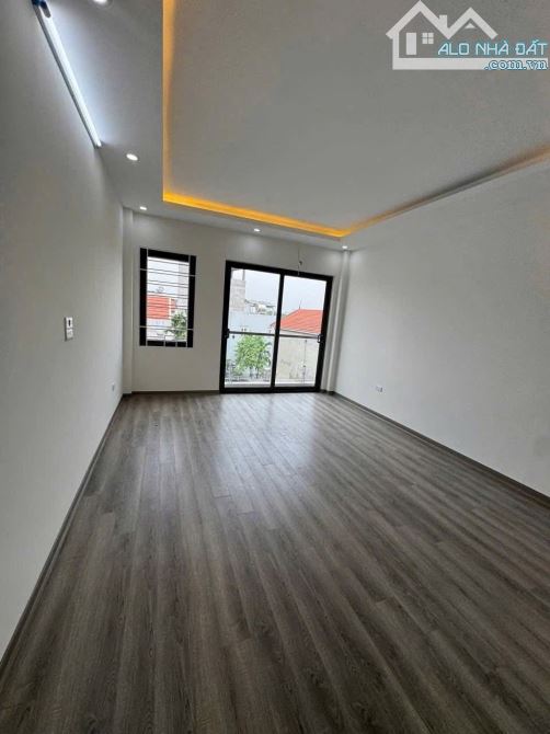 HẠ CHÀO, BÁN GẤP nhà phố Ngô Thì Nhậm, Hà Đông, 40m 5 tầng nhỉnh 8 đồng, CÓ TL. - 1