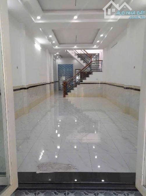 Nhà 2 tầng MT Trần Thị Hè, Q12 – 83m² – Đường 12m – Dòng tiền 12tr/th 💰 6,8 Tỷ ✅ 1 trệt 1 - 1