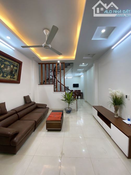 🏡 Bán nhà 3 tầng – 45m² dân xây chắc chắn, đẹp ở ngay ✨ - Chợ tổ 11 Yên Nghĩa - Vành Đai4 - 1
