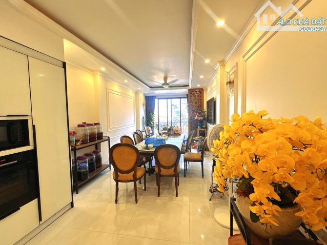 Cần bán gấp nhà phân lô Q. Cầu Giấy 56m2 x 4 tầng, ô tô tránh, kinh doanh. - 1