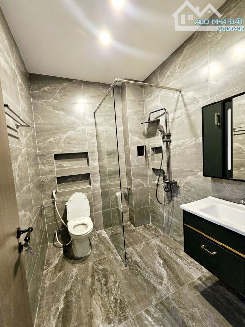 NẮM CHÍNH CHỦ BÁN NHÀ GỐC 3 TẦNG HẺM 86 LÊ BÌNH - 1