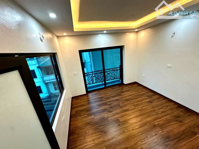 🔥 BÁN GẤP – NHÀ PHỐ KẺ TẠNH, 30m² x 6 TẦNG, LÔ GÓC, NGÕ RỘNG – GIÁ CHỈ 6.5 TỶ 🔥 - 1