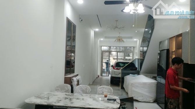 🚨 NGỘP BANK - BÁN GẤP TRONG TUẦN - HUYỀN QUANG - 58,2M² - 3 TẦNG 🚨 - 1