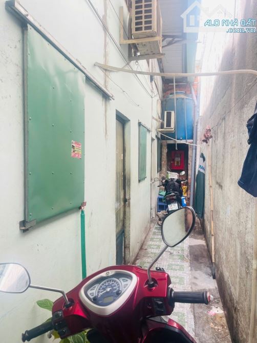 Bán Dãy Trọ 6 Phòng Ngay Chợ Choá, Trung Mỹ Tây, Dòng Tiền 10 Triệu Tháng, Gần Coopmart Tô - 1