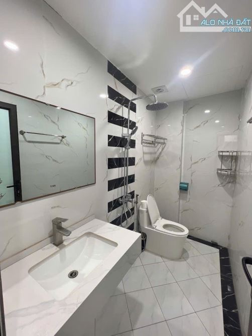 CẦN BÁN NHÀ 5 TẦNG – SỐ 66 AN THỌ 1 – Ô TÔ ĐỖ CỬA - 1