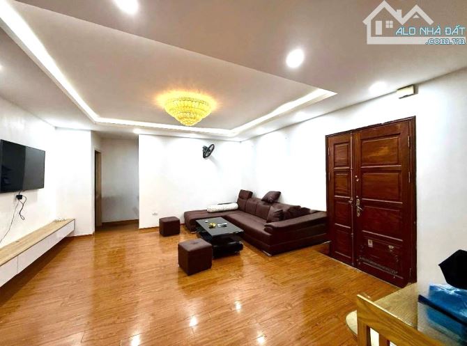 BÁN CĂN 3PN TẦNG CAO - TÒA 137 NGUYỄN NGỌC VŨ - 110M2 - 7.4 TỶ - TẶNG FULL NỘI THẤT ĐẸP - 1