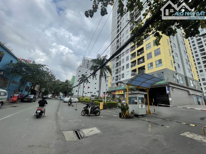 VỊ TRÍ VÀNG CHO MỌI LOẠI HÌNH KINH DOANH Ở KHU VỰC TẬP TRUNG CÁC TRƯỜNG ĐẠI HỌC QUỐC GIA T - 1