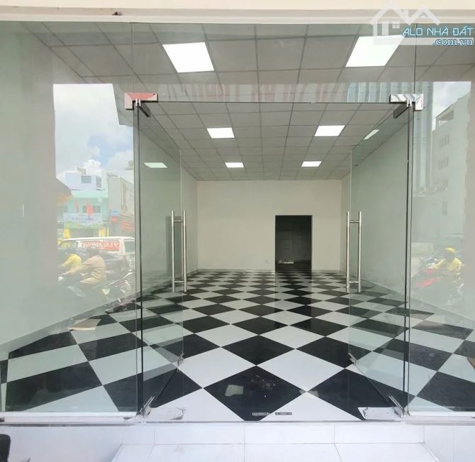 🚨 XUẤT CẢNH - BÁN GẤP TRONG TUẦN - NGUYỄN THỊ MINH KHAI - 126M² - 1 TẦNG 🚨 - 1