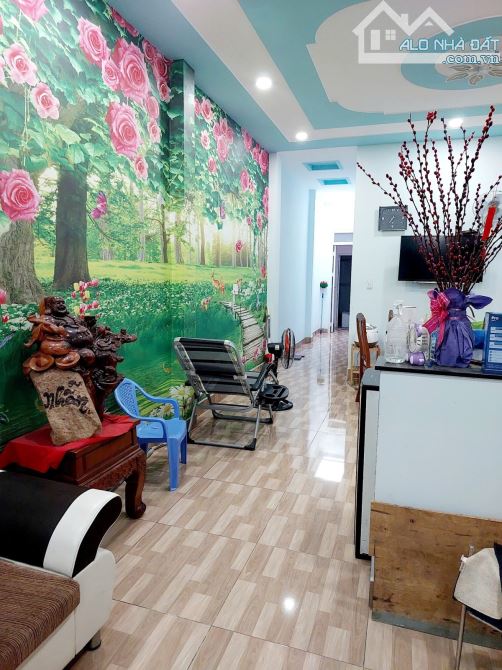 NGỘP- GẤP BÁN -MTKD- 3 TẦNG - NHỈNH 8Đ - 1
